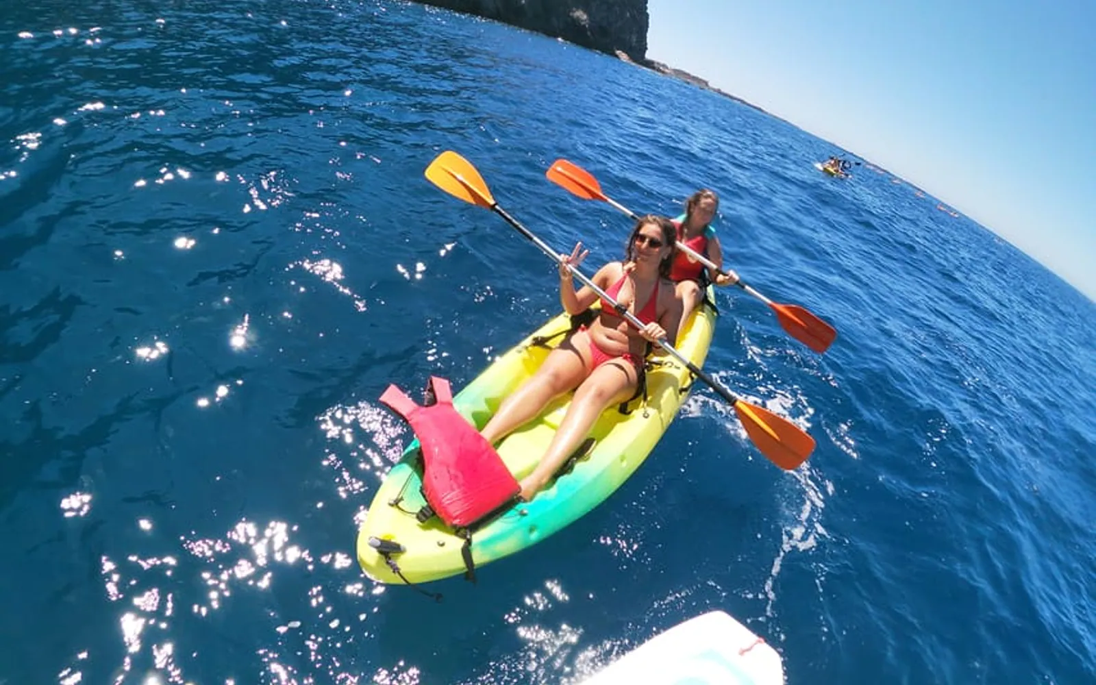 Kayak le long de la côte de Los Cristianos · Tenerife